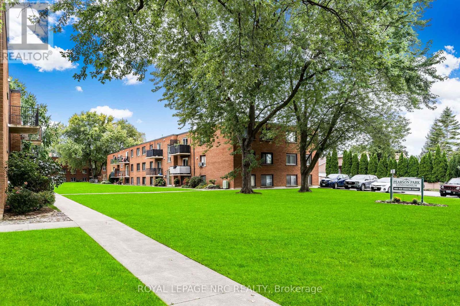 7 - 454 CARLTON STREET, St. Catharines, Ontario