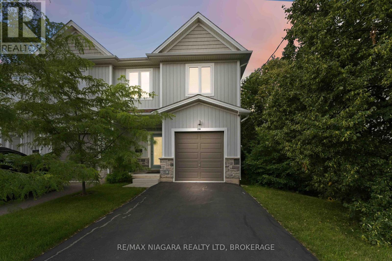 23B BLOOMFIELD AVENUE, St. Catharines, Ontario