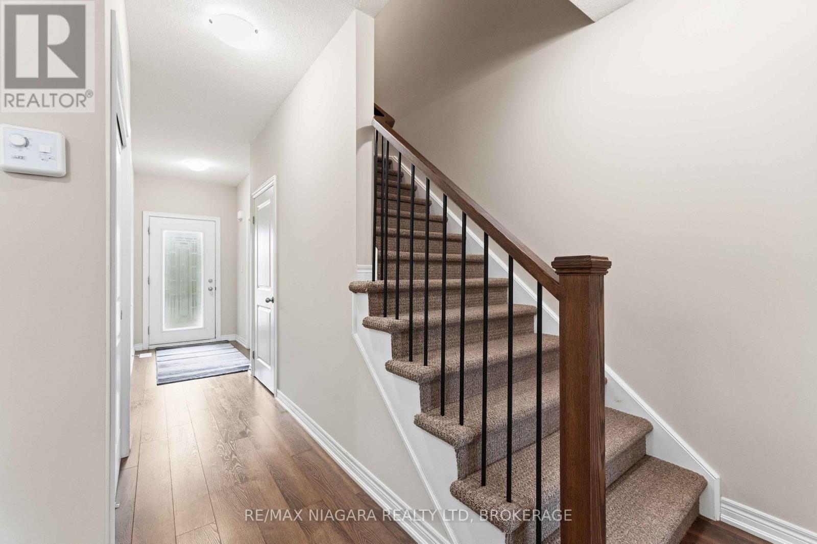 23b Bloomfield Avenue, St. Catharines, Ontario  L2P 1W8 - Photo 4 - X13555298