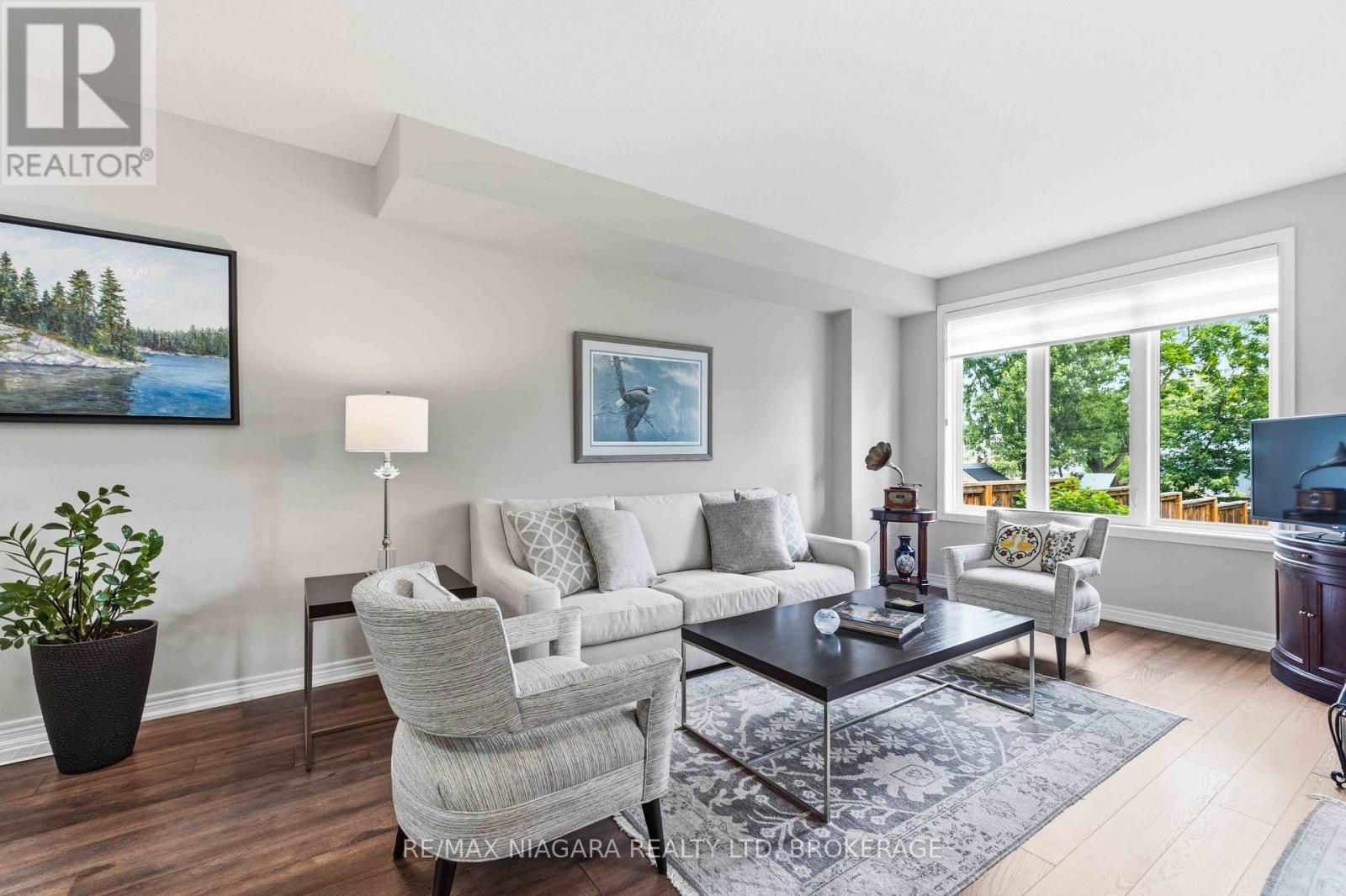 23b Bloomfield Avenue, St. Catharines, Ontario  L2P 1W8 - Photo 7 - X13555298