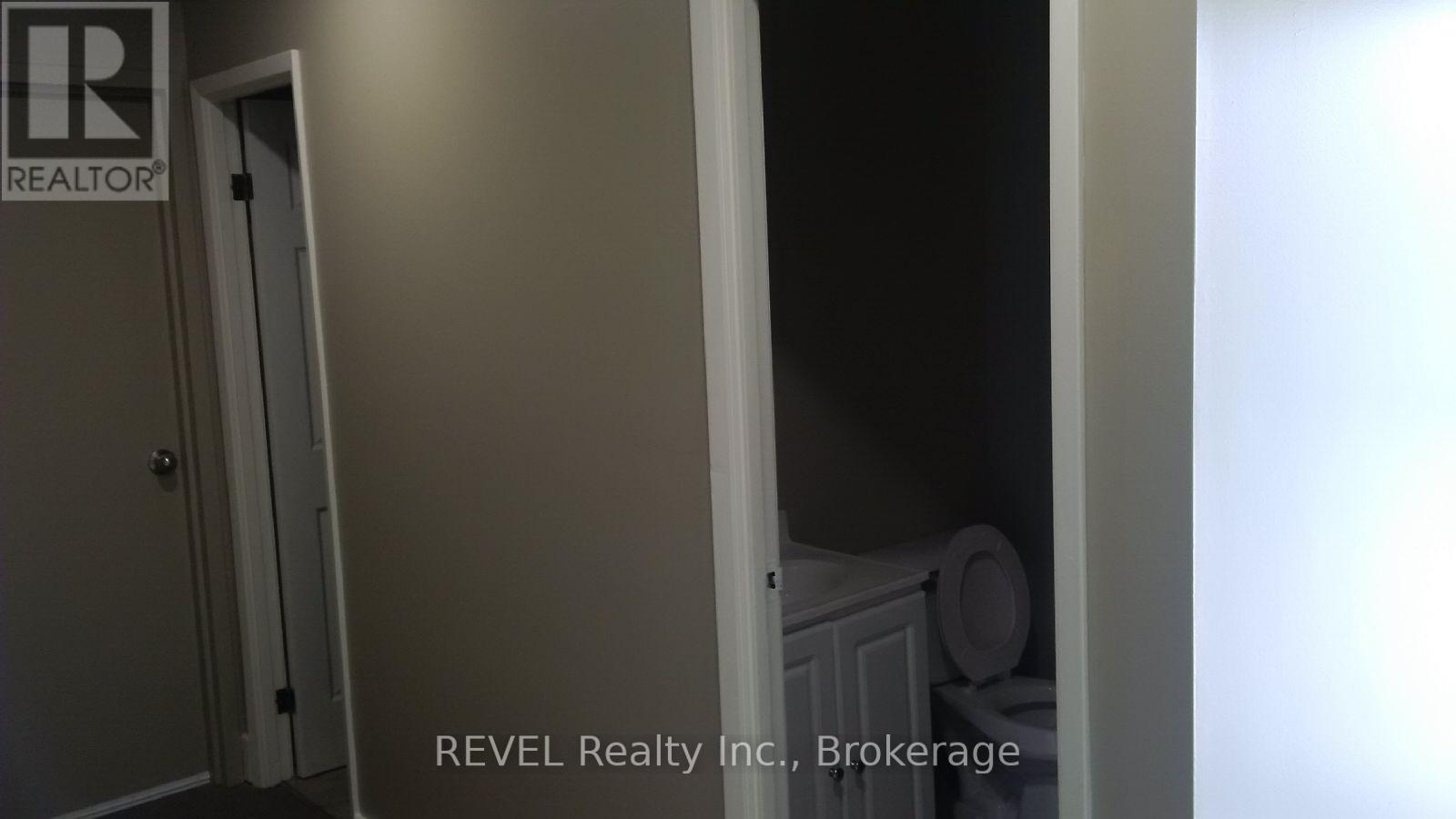 73 Ontario Street, St. Catharines, Ontario  L2R 5J5 - Photo 4 - X13555470