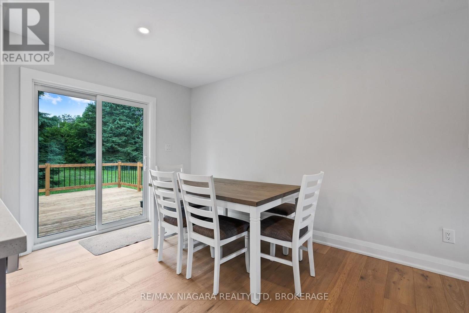22 George Street, Grimsby, Ontario  L3M 3Y6 - Photo 10 - X13555500