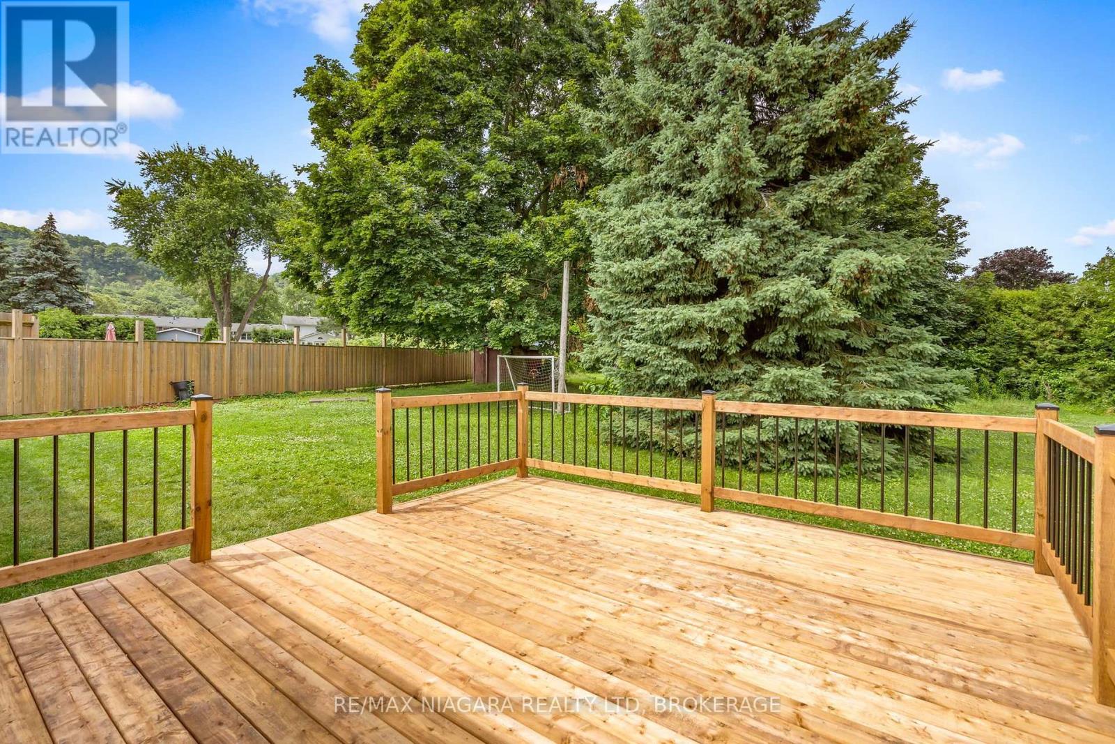 22 George Street, Grimsby, Ontario  L3M 3Y6 - Photo 32 - X13555500