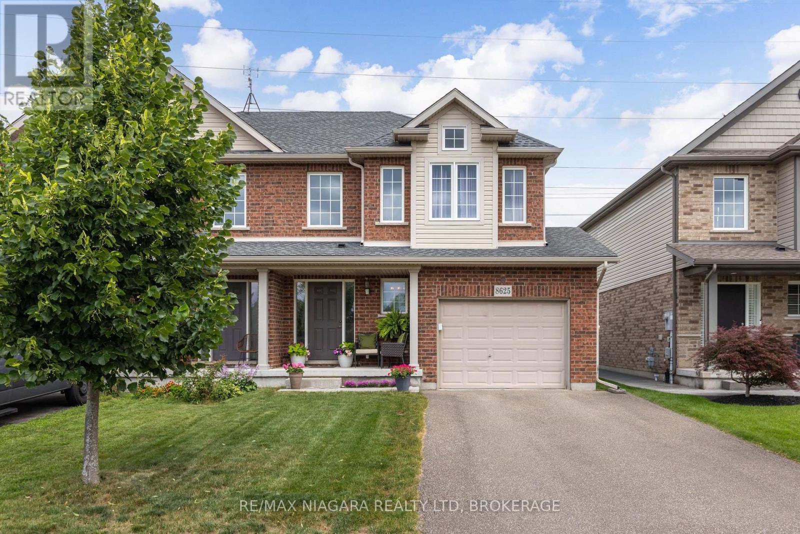 8625 UPPER CANADA DRIVE, Niagara Falls, Ontario