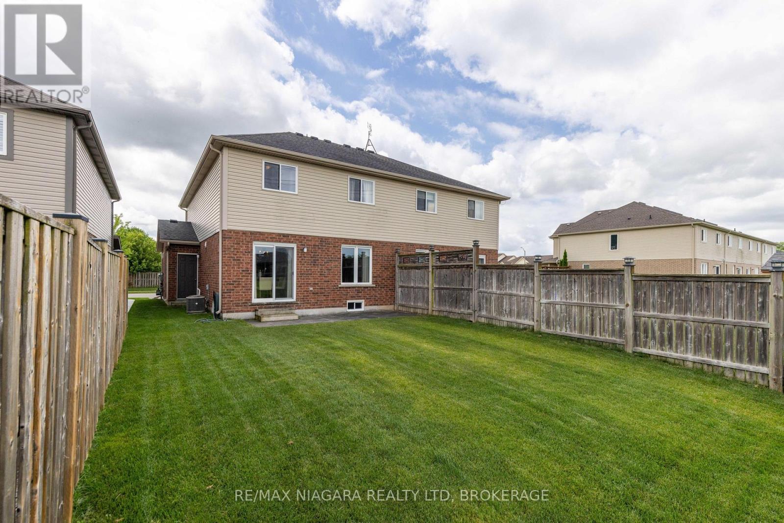8625 Upper Canada Drive, Niagara Falls, Ontario  L2H 0B7 - Photo 23 - X13555822