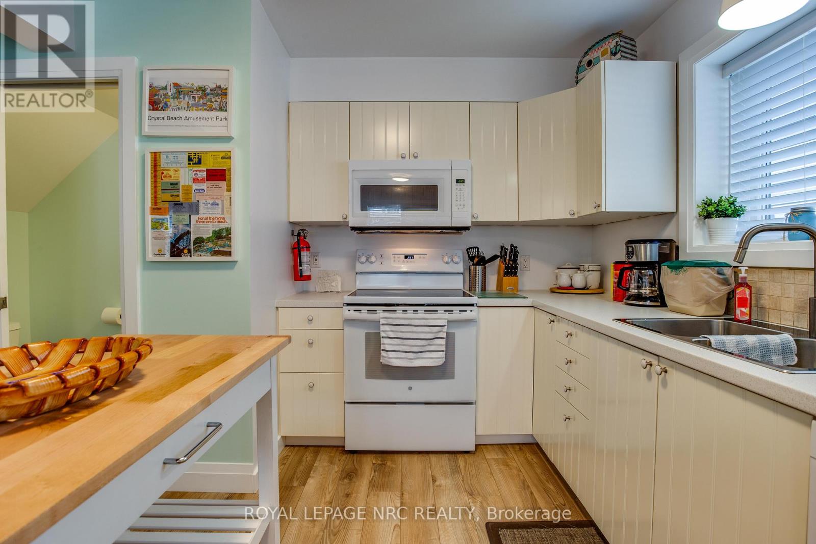 Front - 339 Eastwood Avenue, Fort Erie, Ontario  L0S 1B0 - Photo 11 - X13556066