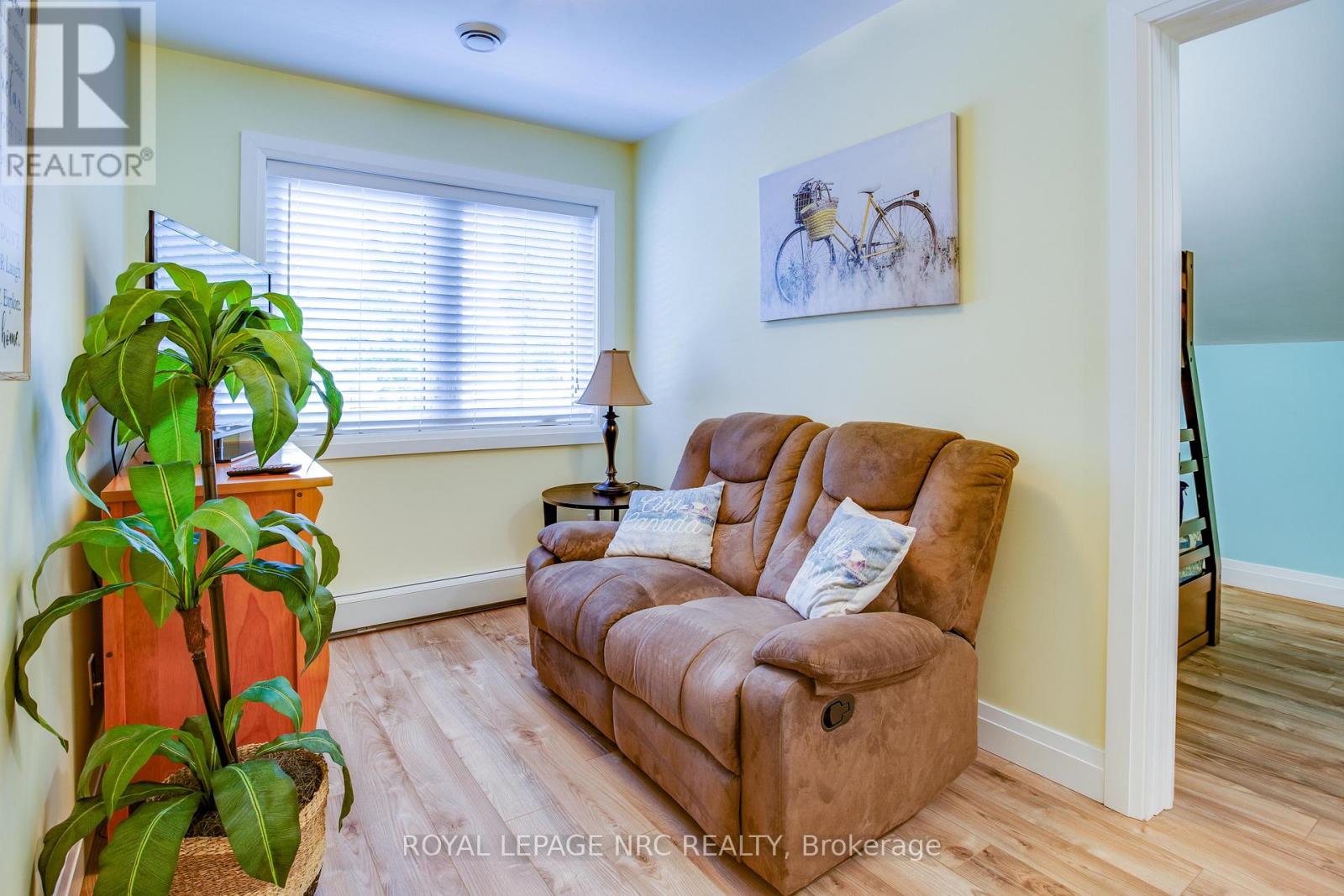 Front - 339 Eastwood Avenue, Fort Erie, Ontario  L0S 1B0 - Photo 17 - X13556066