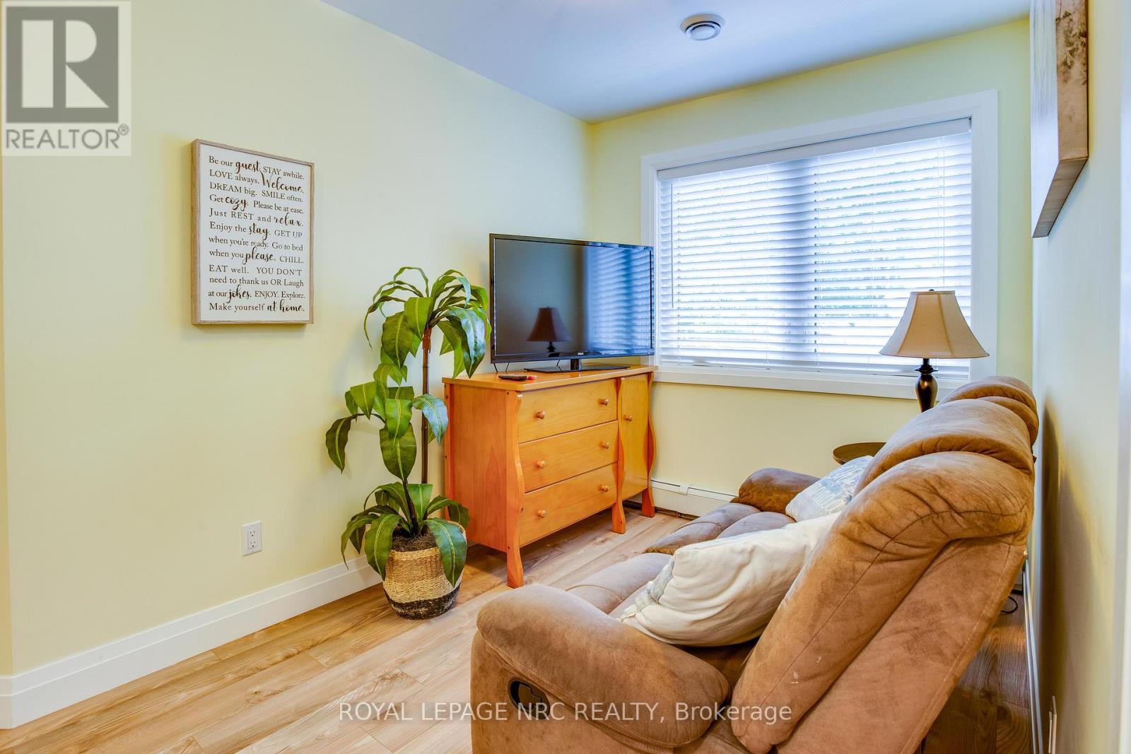 Front - 339 Eastwood Avenue, Fort Erie, Ontario  L0S 1B0 - Photo 18 - X13556066
