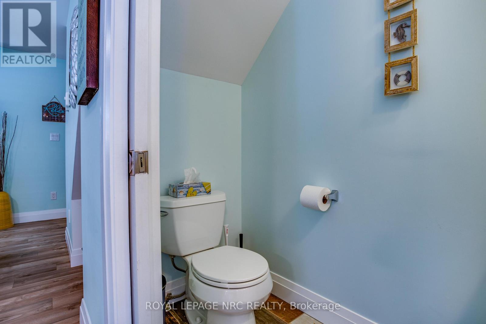 Front - 339 Eastwood Avenue, Fort Erie, Ontario  L0S 1B0 - Photo 7 - X13556066