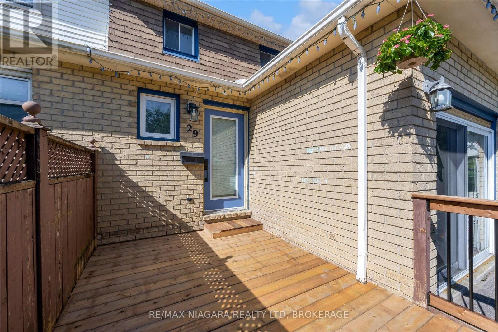 29 Romy Crescent, Thorold, Ontario  L2V 4L1 - Photo 3 - X13556508