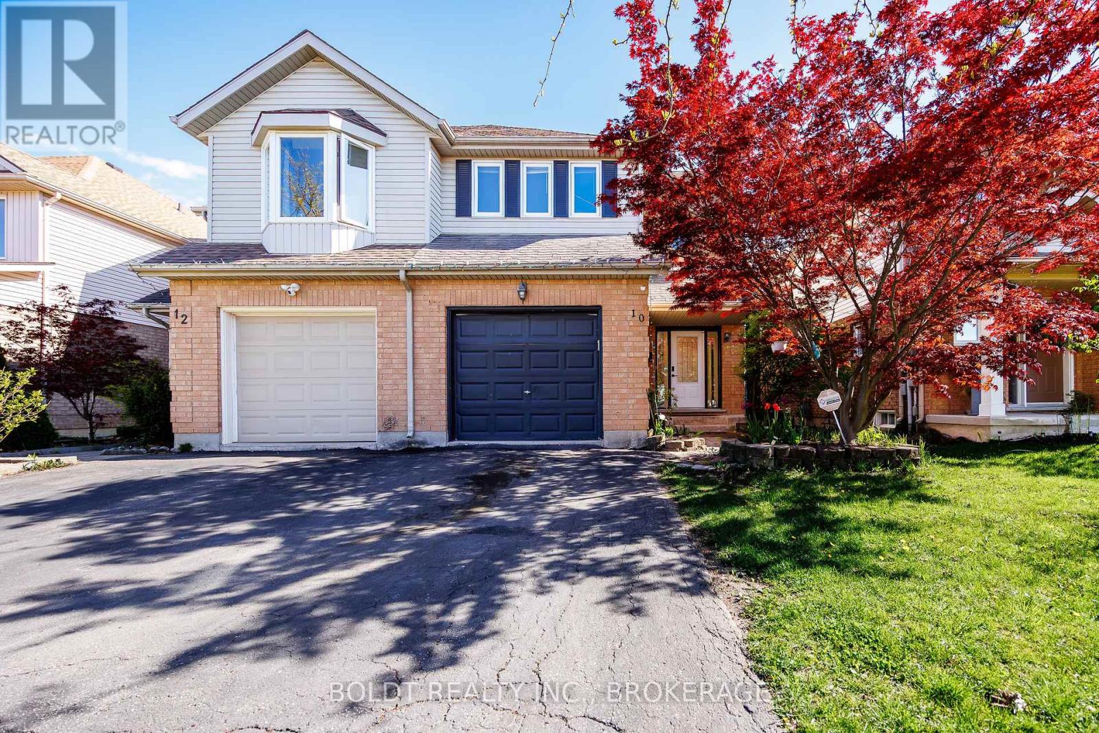 10 MARIA STREET, St. Catharines, Ontario