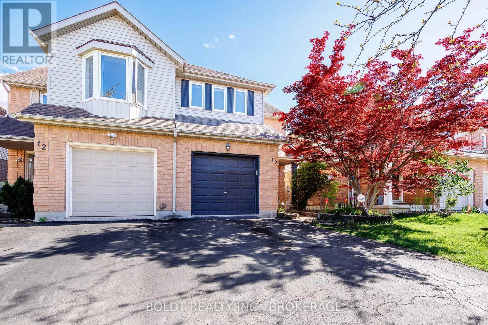 10 Maria Street, St. Catharines, Ontario  L2S 3Y3 - Photo 2 - X13557282