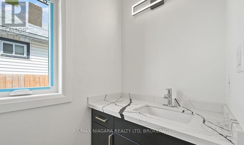 185a Rykert Street, St. Catharines, Ontario  L2S 2B5 - Photo 7 - X13557478