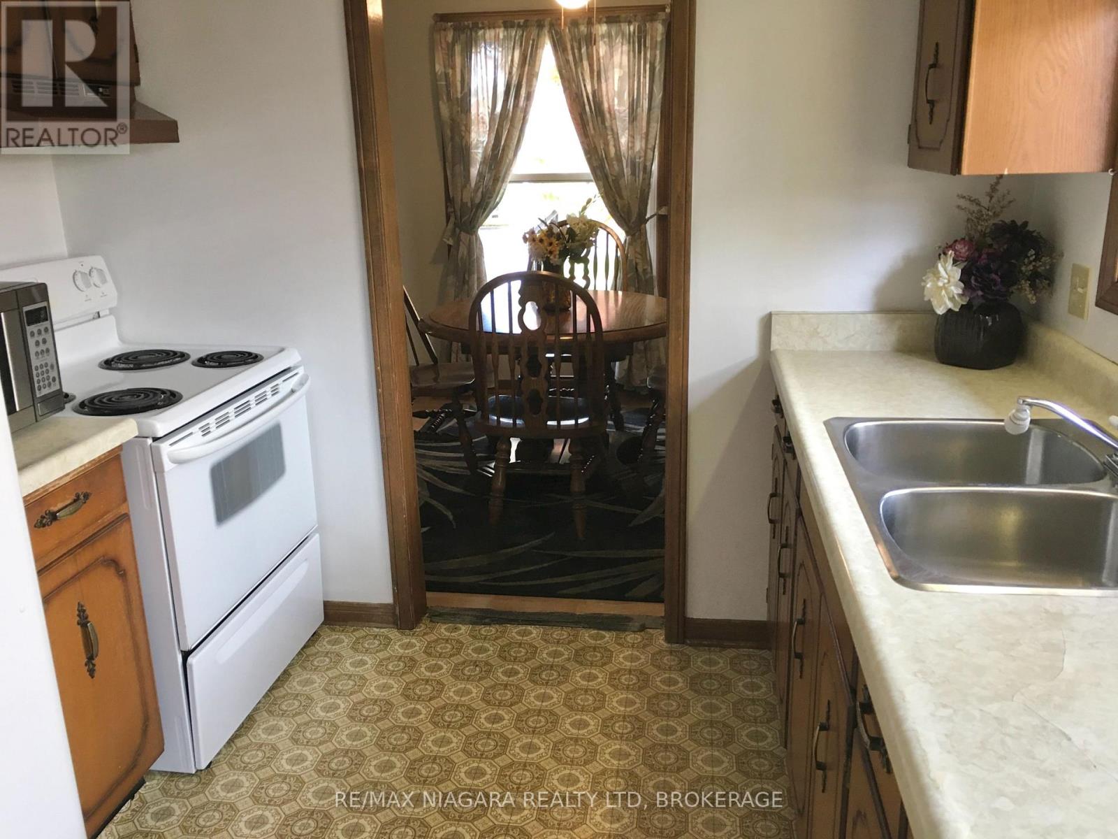 6086 Eldorado Avenue, Niagara Falls, Ontario  L2H 2E7 - Photo 12 - X13557570