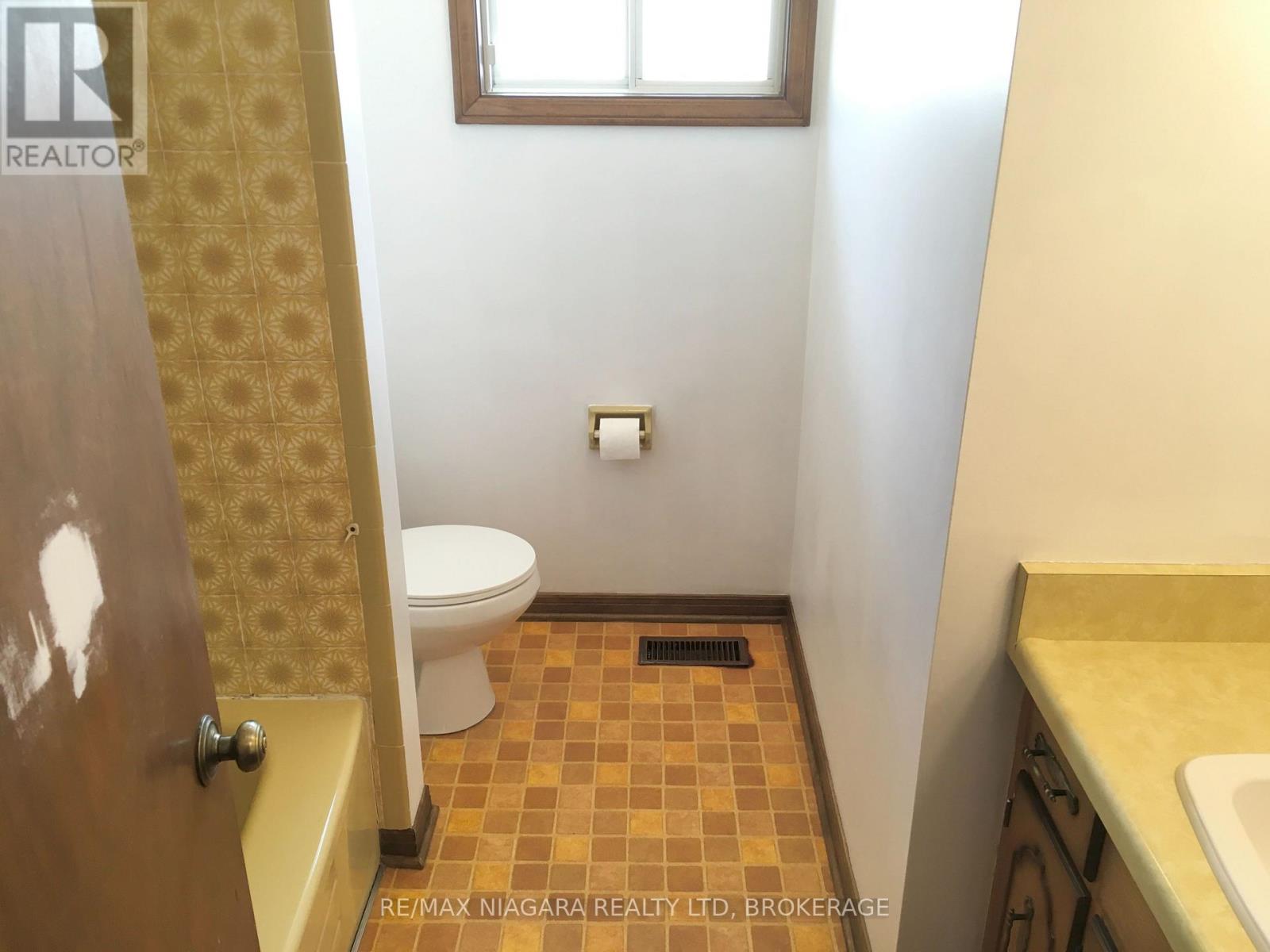 6086 Eldorado Avenue, Niagara Falls, Ontario  L2H 2E7 - Photo 21 - X13557570