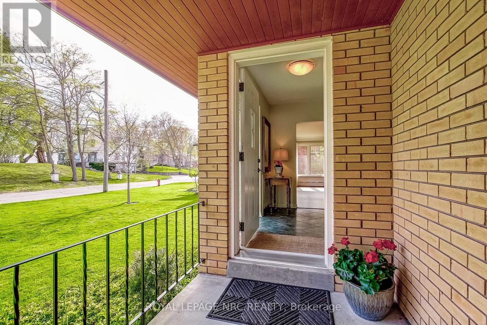 24 Tennessee Avenue, Port Colborne, Ontario  L3K 2R9 - Photo 8 - X13557650