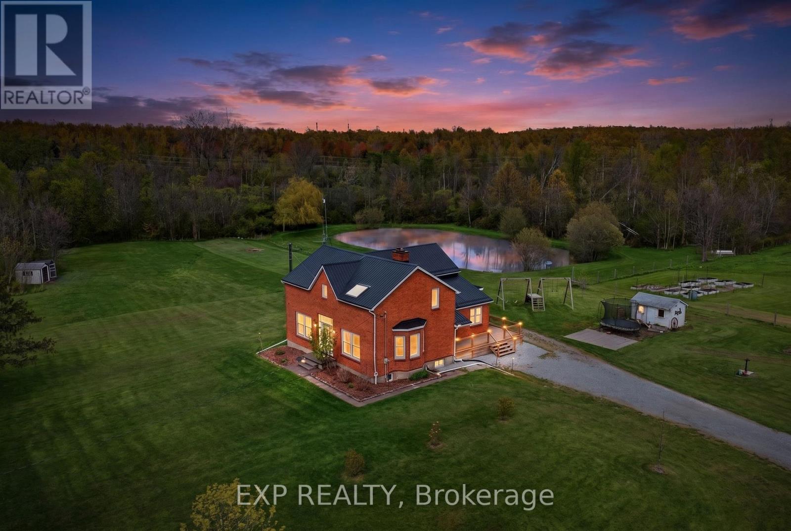 2266 PETTIT ROAD, Fort Erie, Ontario