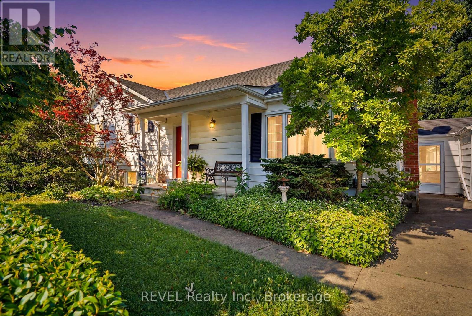 136 Powerview Avenue, St. Catharines, Ontario  L2S 1X4 - Photo 3 - X13559414
