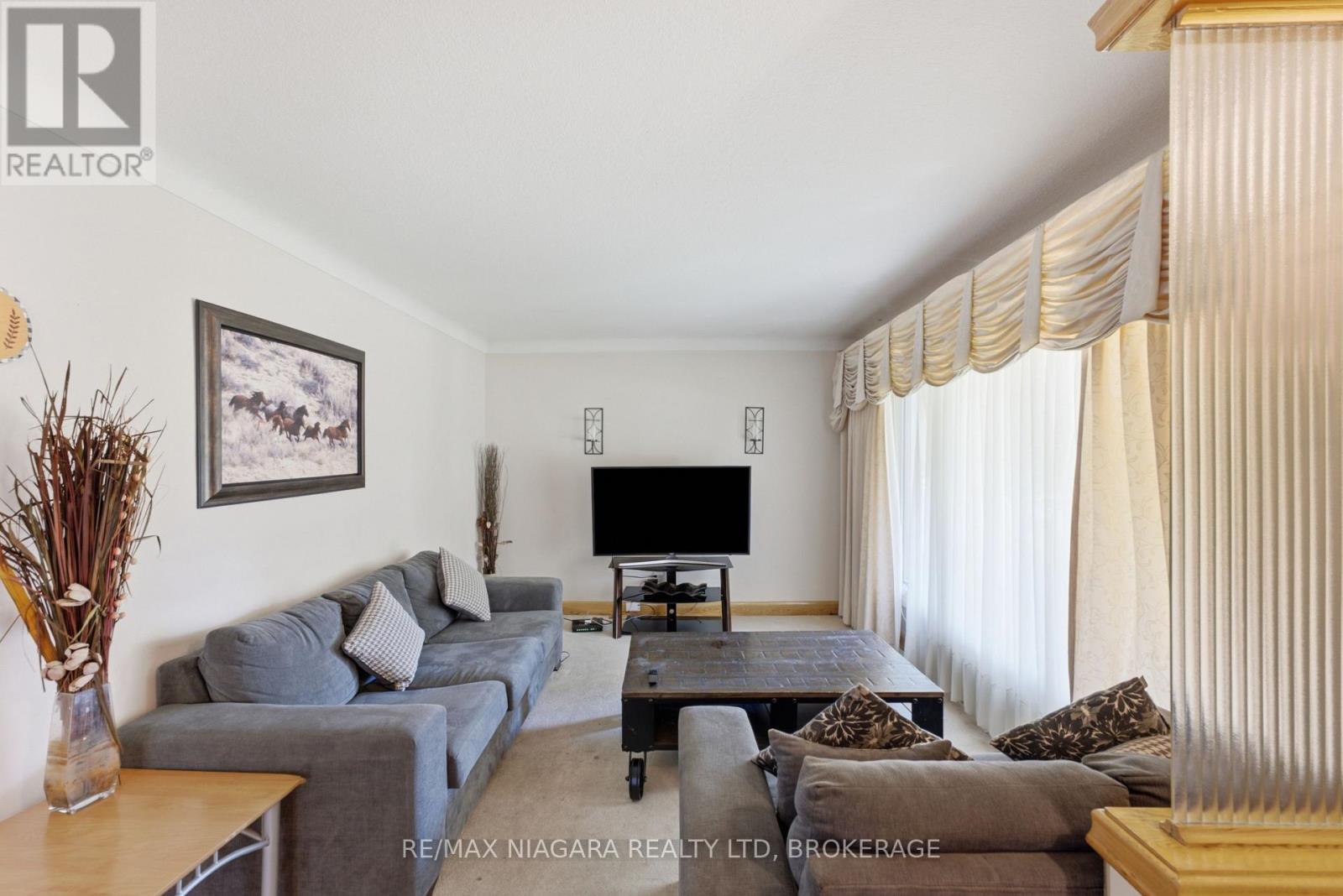 6479 Brock Street, Niagara Falls, Ontario  L2J 1W4 - Photo 6 - X13559782