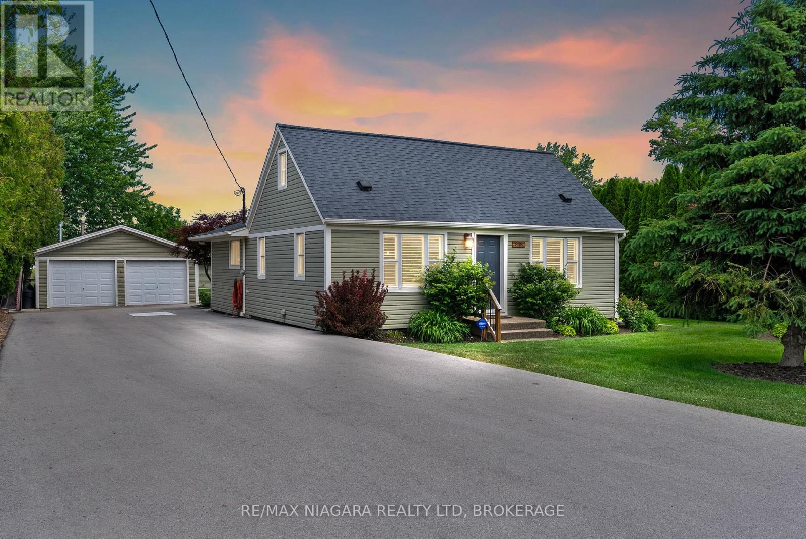 848 East And West Line Road, Niagara-On-The-Lake, Ontario  L0S 1J0 - Photo 3 - X13559888