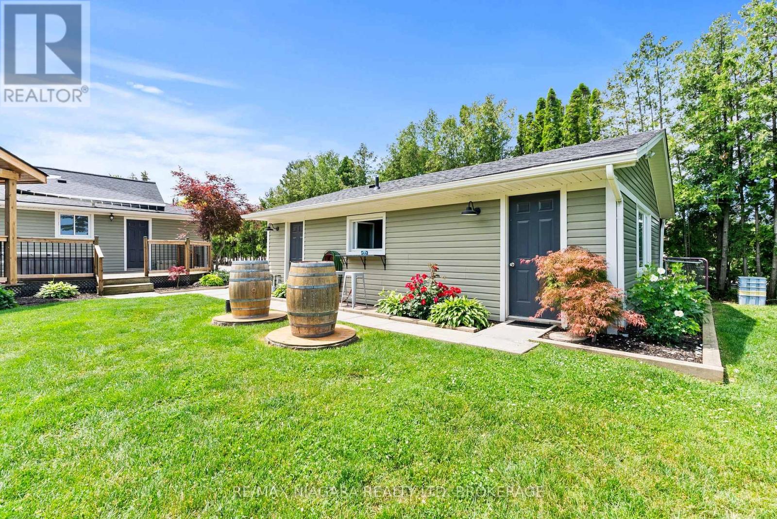 848 East And West Line Road, Niagara-On-The-Lake, Ontario  L0S 1J0 - Photo 34 - X13559888