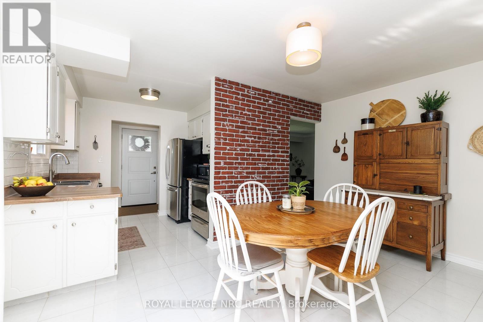 8025 Michael Street, Niagara Falls, Ontario  L2H 2B6 - Photo 10 - X13560058