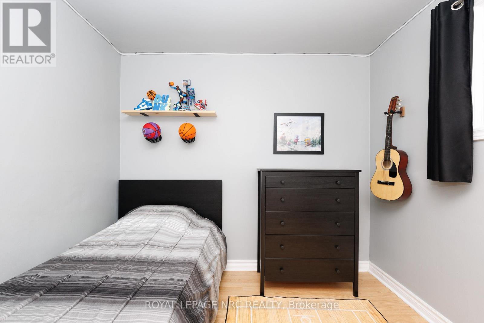 8025 Michael Street, Niagara Falls, Ontario  L2H 2B6 - Photo 17 - X13560058