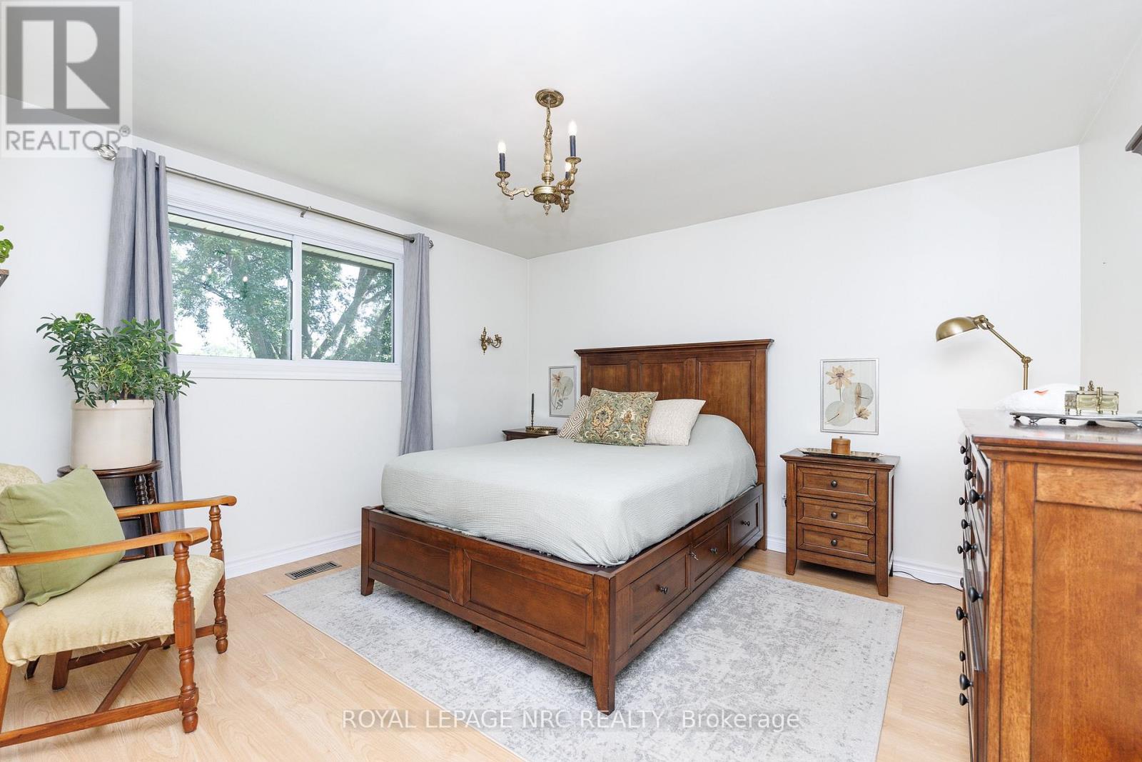 8025 Michael Street, Niagara Falls, Ontario  L2H 2B6 - Photo 19 - X13560058