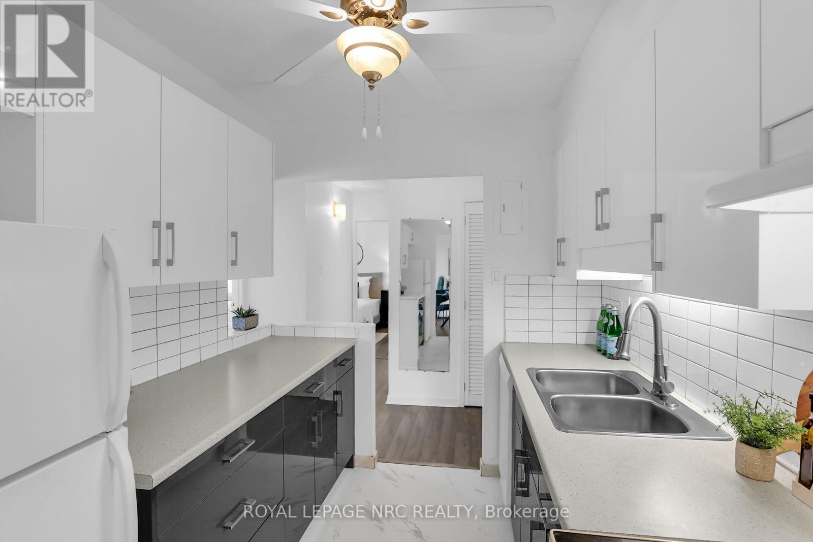 208 - 196 Scott Street, St. Catharines, Ontario  L2N 5T2 - Photo 7 - X13560368