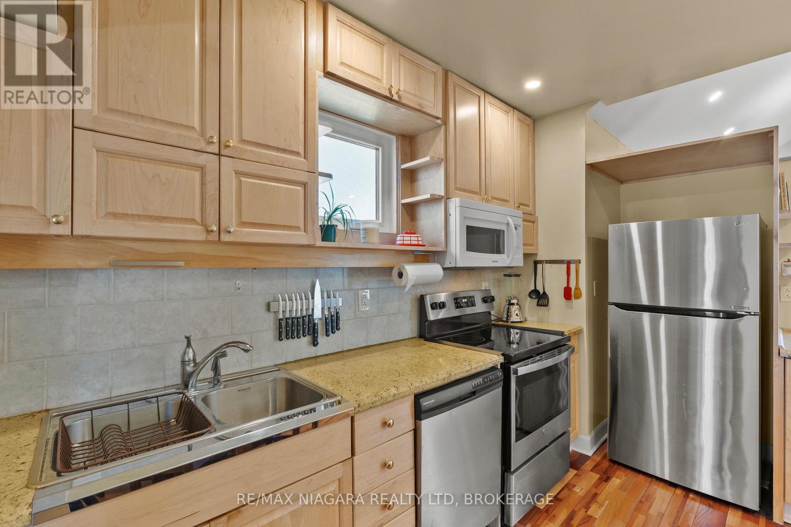 4691 Morrison Street, Niagara Falls, Ontario  L2E 2C1 - Photo 12 - X13560596