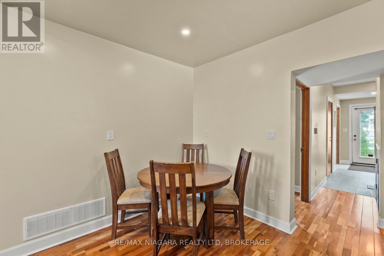 4691 Morrison Street, Niagara Falls, Ontario  L2E 2C1 - Photo 7 - X13560596