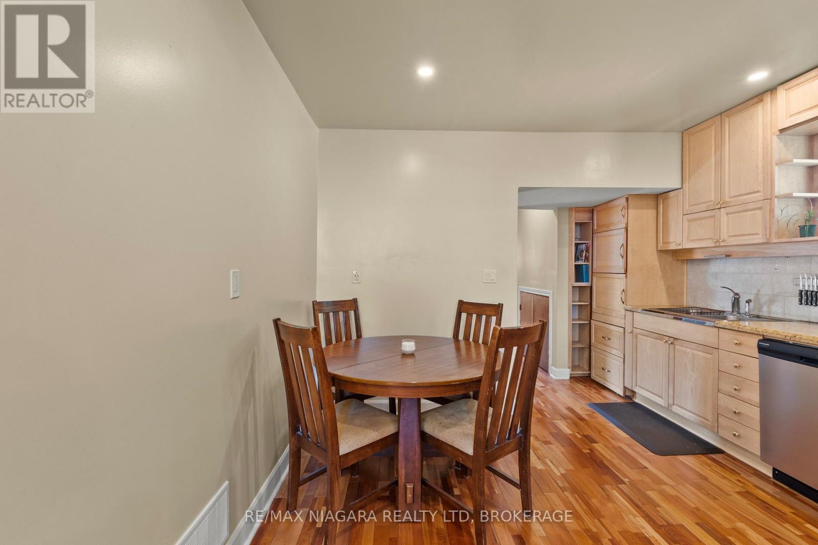 4691 Morrison Street, Niagara Falls, Ontario  L2E 2C1 - Photo 8 - X13560596