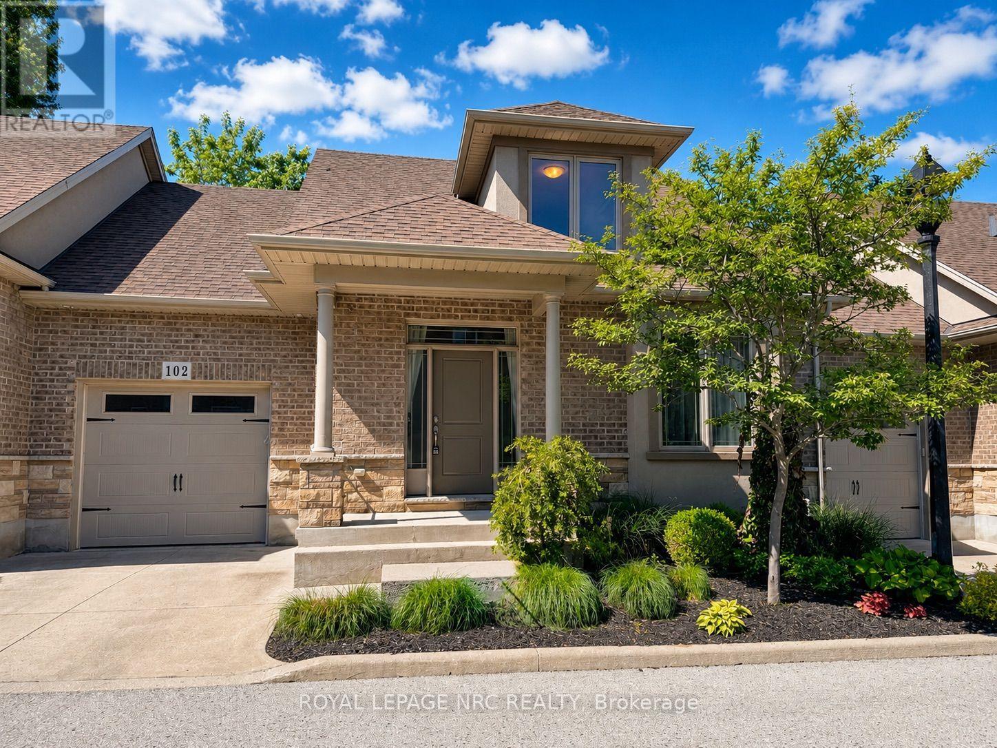 2 - 6186 DORCHESTER ROAD, Niagara Falls, Ontario