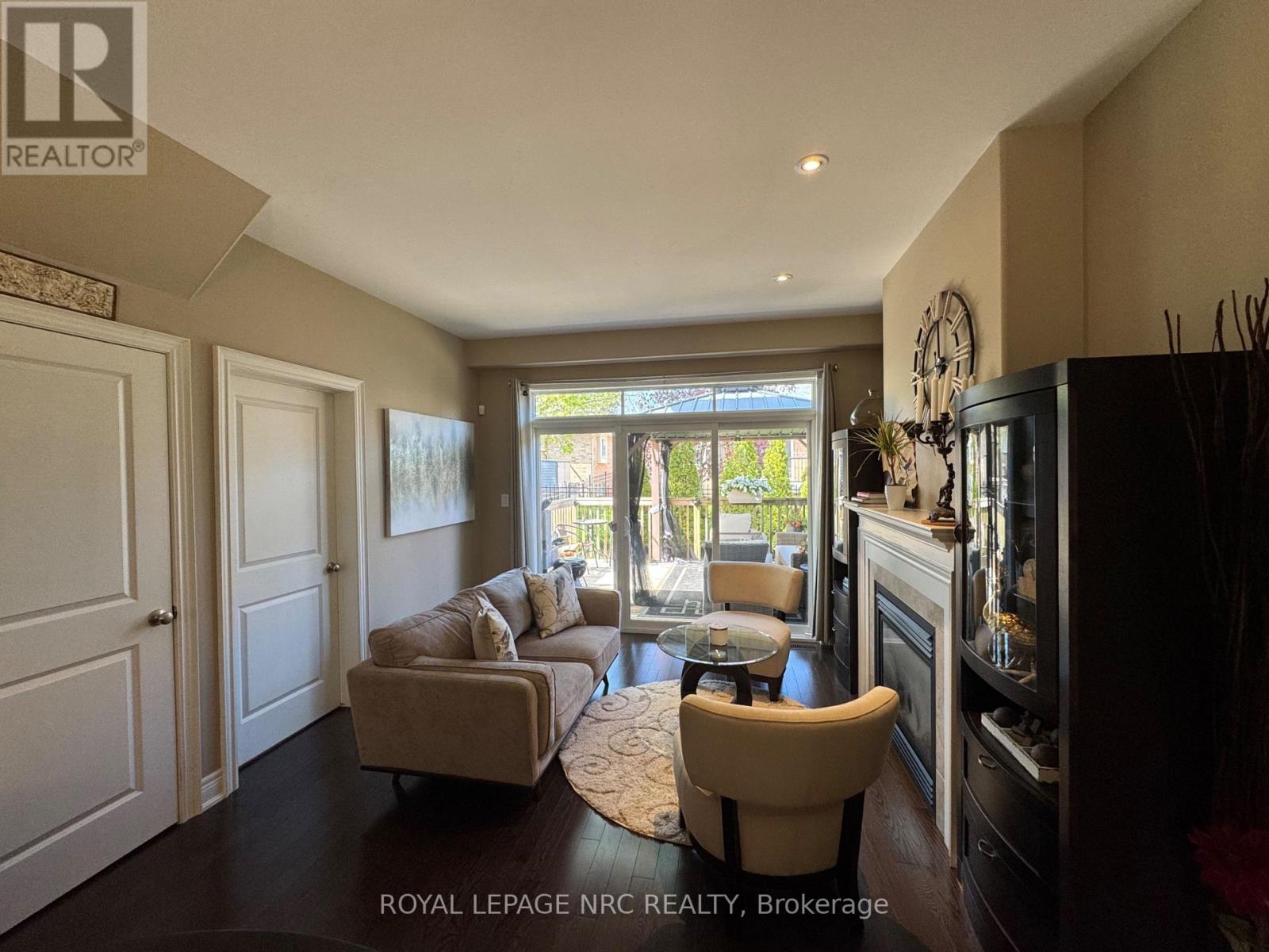 2 - 6186 Dorchester Road, Niagara Falls, Ontario  L2G 5T2 - Photo 10 - X13560722