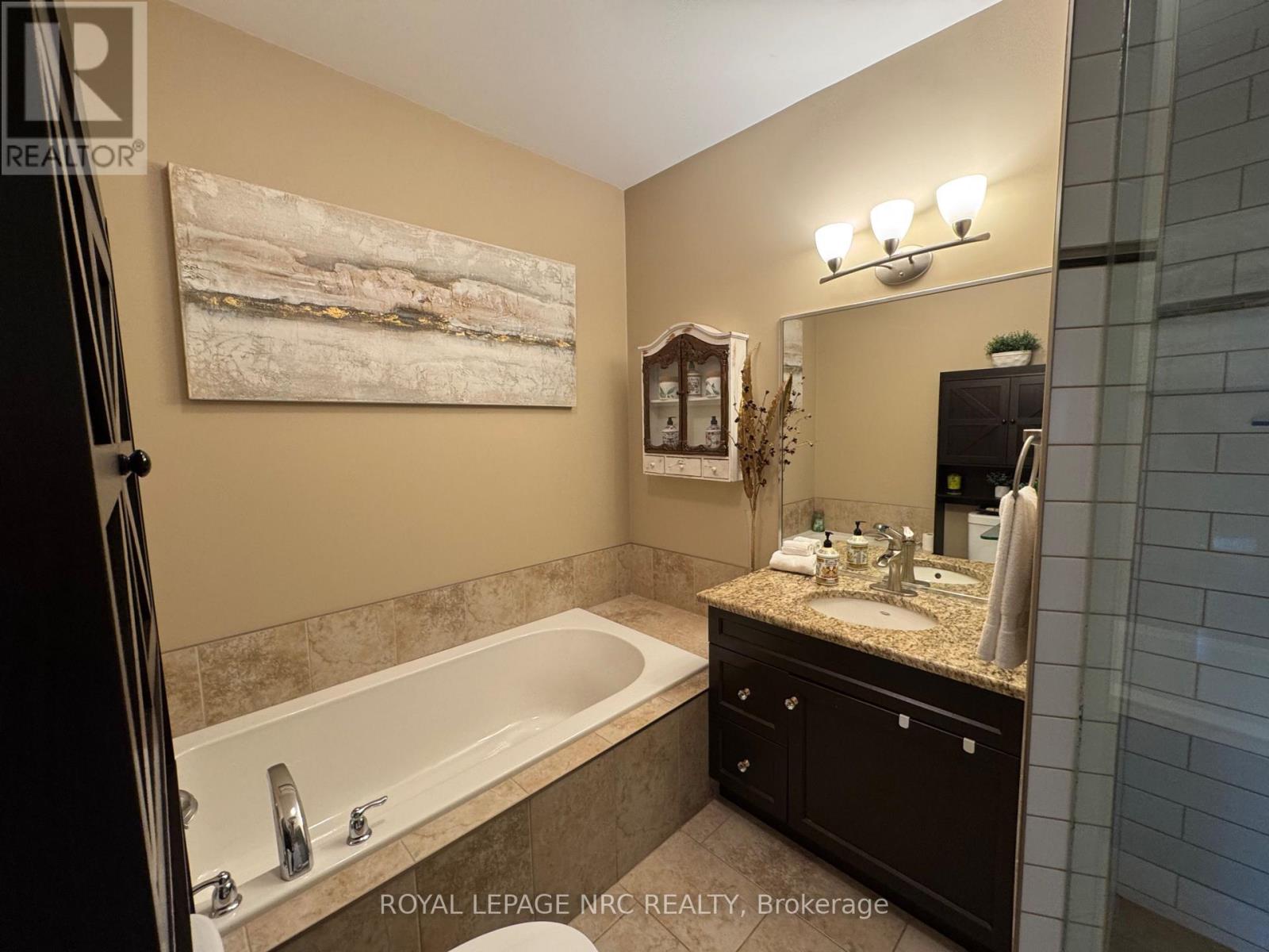 2 - 6186 Dorchester Road, Niagara Falls, Ontario  L2G 5T2 - Photo 14 - X13560722