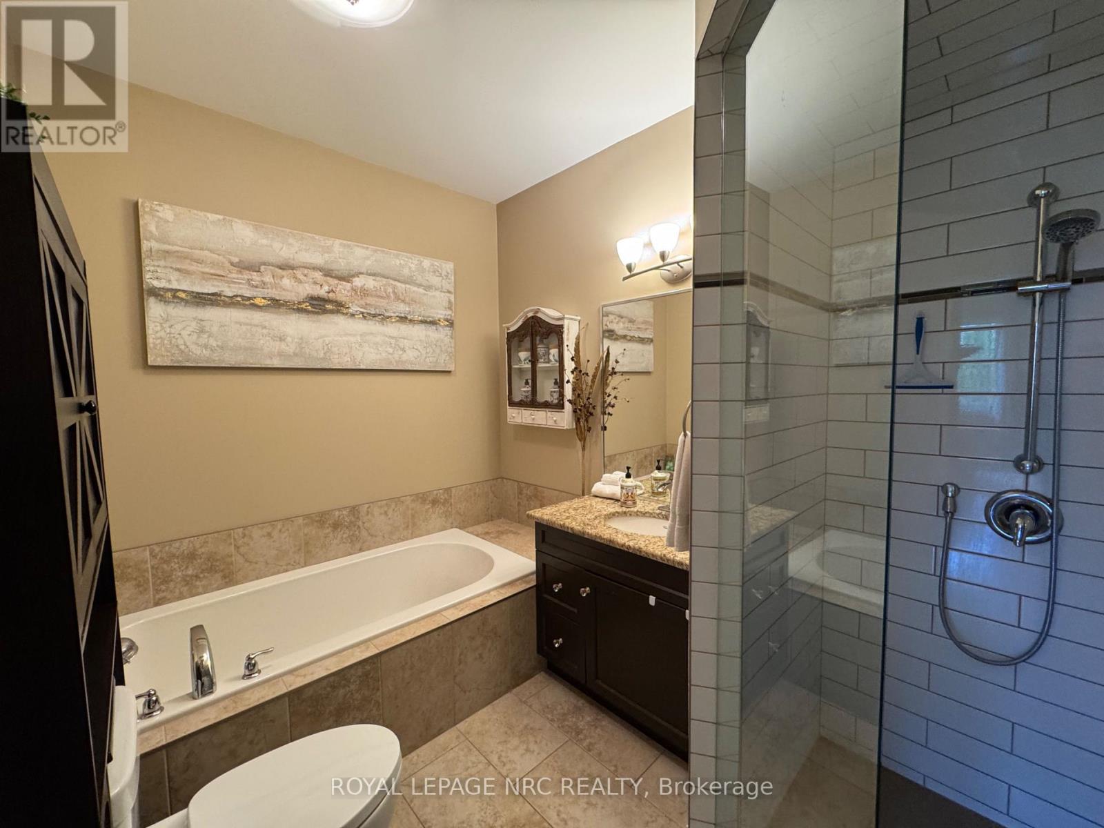 2 - 6186 Dorchester Road, Niagara Falls, Ontario  L2G 5T2 - Photo 15 - X13560722