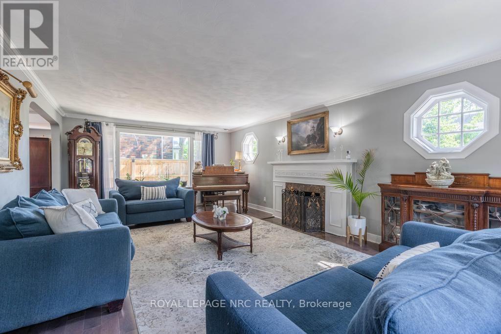 15 Wychwood Road, St. Catharines, Ontario  L2R 3S1 - Photo 15 - X13561520