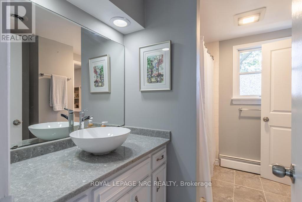 15 Wychwood Road, St. Catharines, Ontario  L2R 3S1 - Photo 34 - X13561520