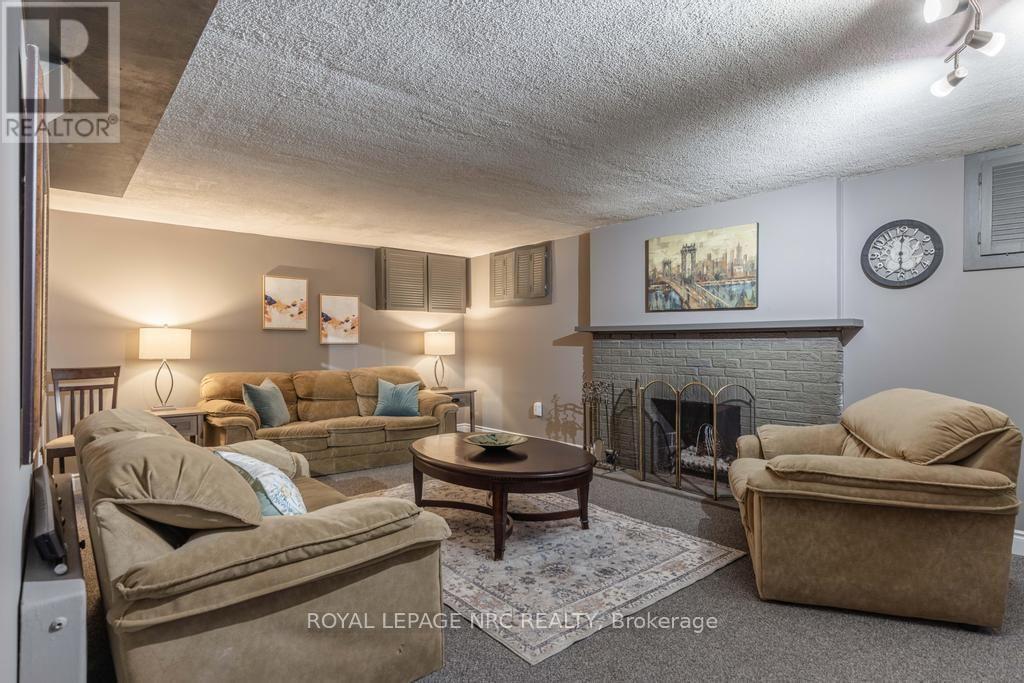15 Wychwood Road, St. Catharines, Ontario  L2R 3S1 - Photo 38 - X13561520
