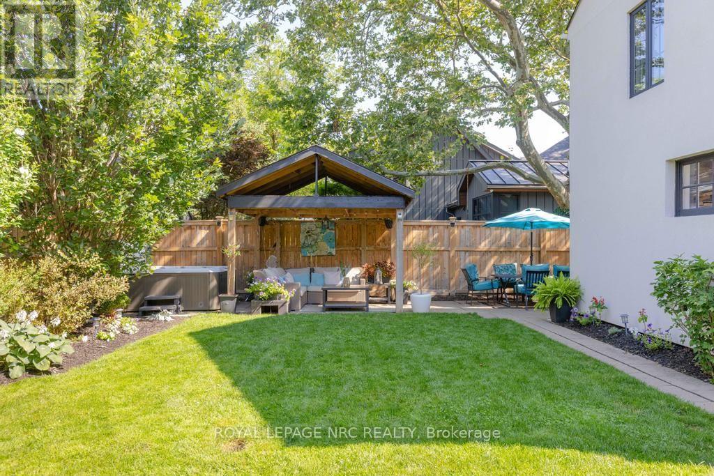 15 Wychwood Road, St. Catharines, Ontario  L2R 3S1 - Photo 5 - X13561520
