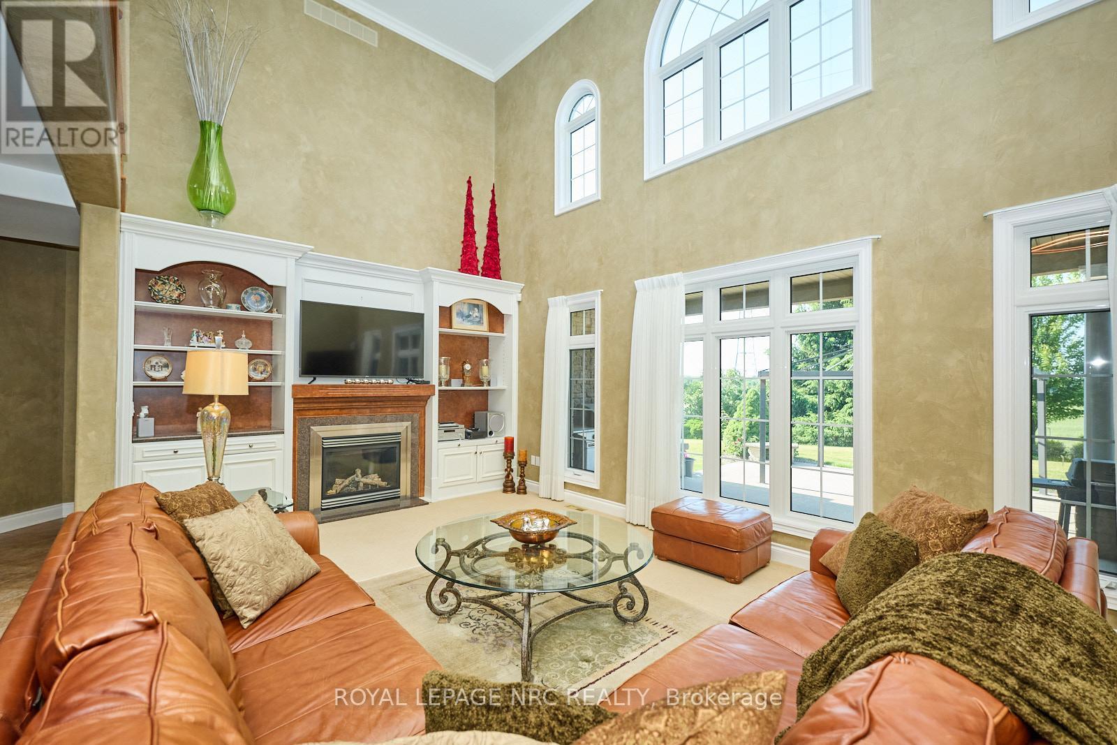 7995 Cathedral Drive, Niagara Falls, Ontario  L2H 2Z2 - Photo 8 - X13561600
