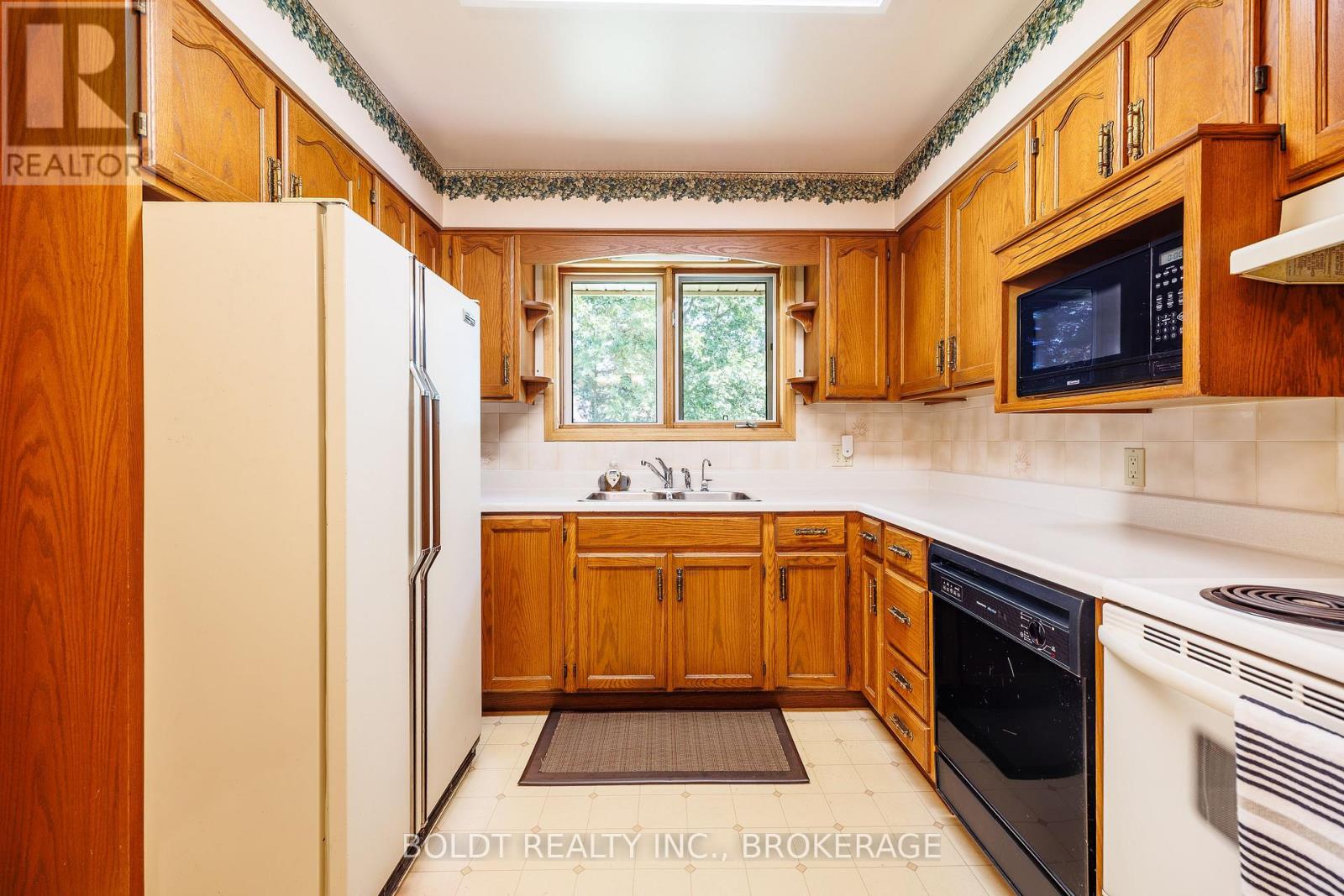 620 Scott Street, St. Catharines, Ontario  L2M 3X8 - Photo 15 - X13561674