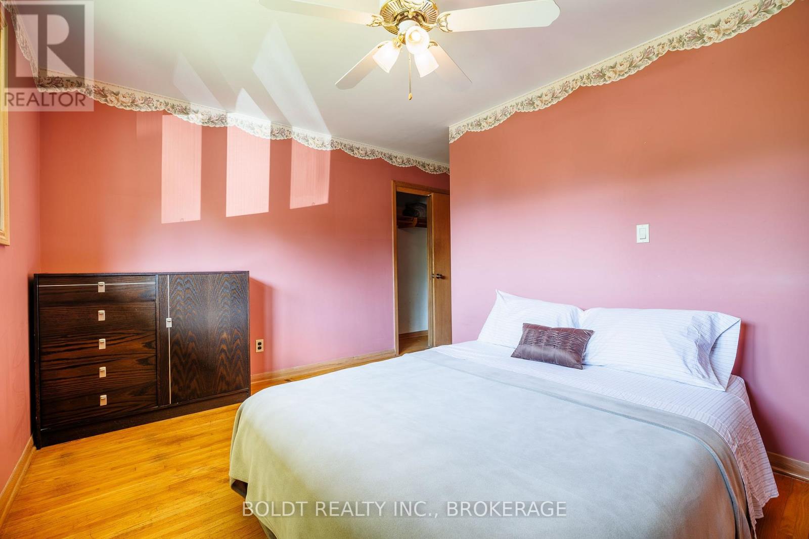 620 Scott Street, St. Catharines, Ontario  L2M 3X8 - Photo 18 - X13561674