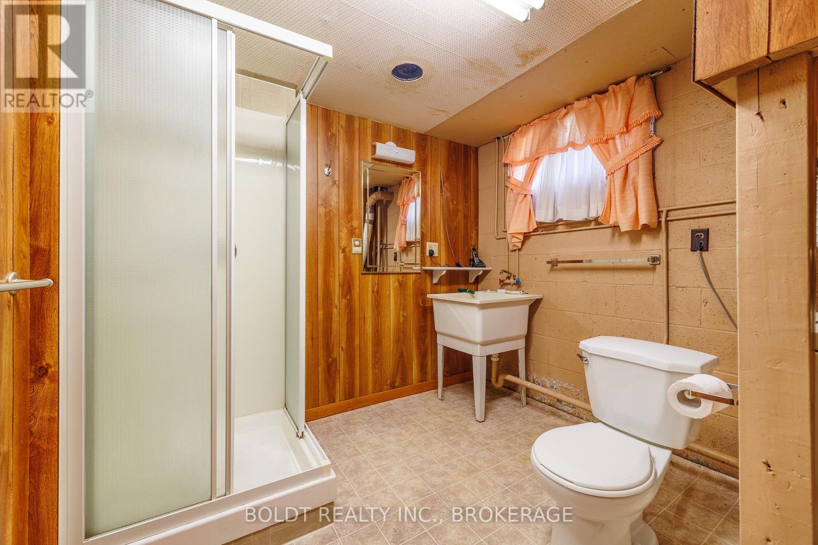620 Scott Street, St. Catharines, Ontario  L2M 3X8 - Photo 27 - X13561674