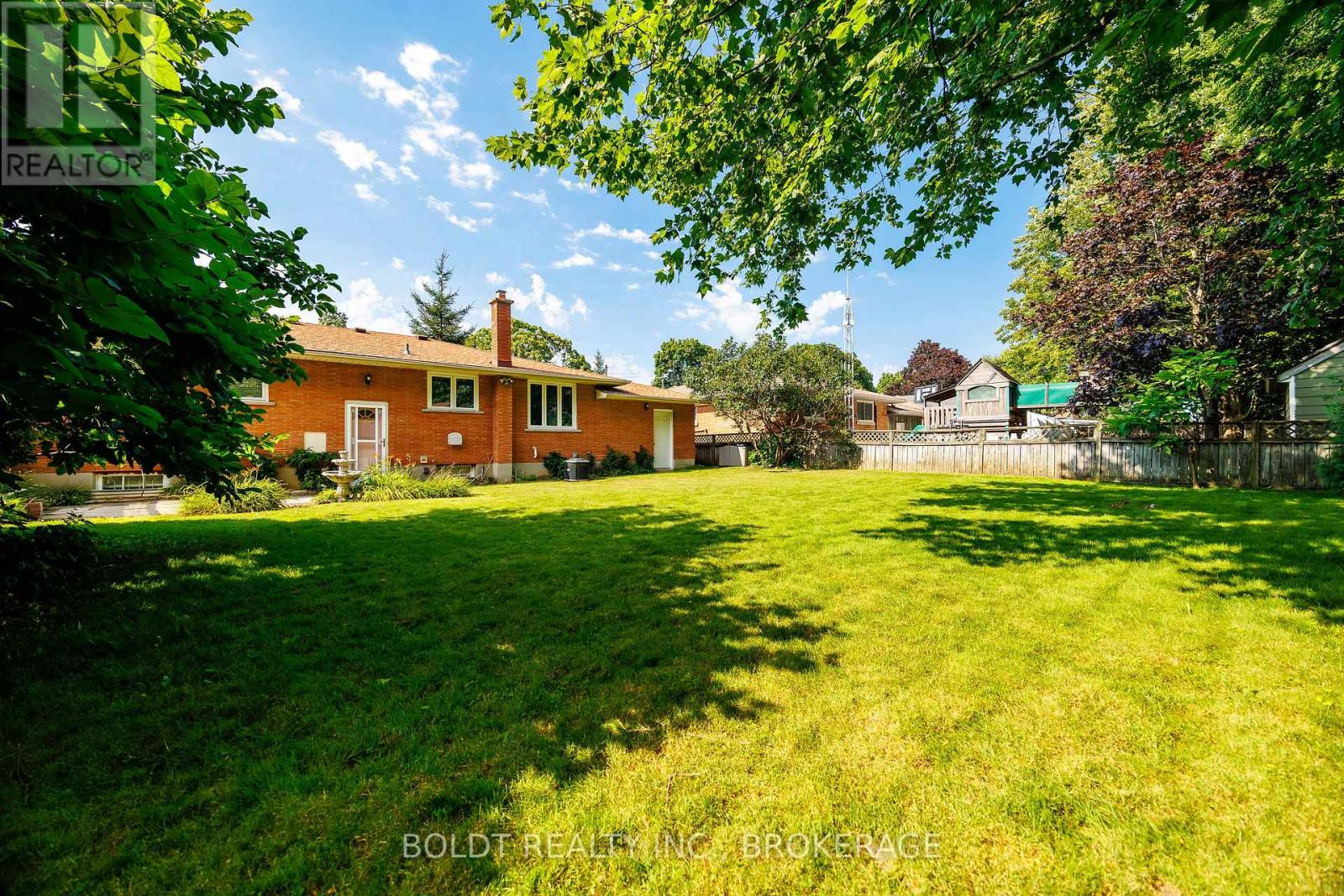 620 Scott Street, St. Catharines, Ontario  L2M 3X8 - Photo 30 - X13561674