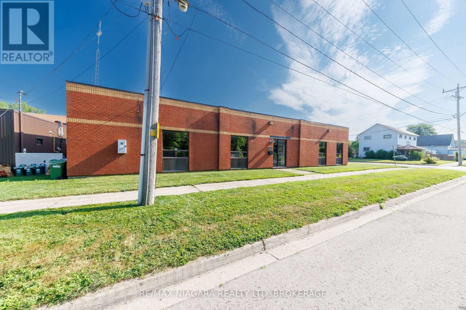 408 Jarvis Street, Fort Erie, Ontario  L2A 2T1 - Photo 3 - X13562010