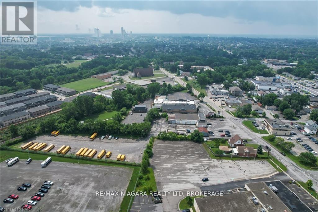 V/l Portage Road, Niagara Falls, Ontario  L2E 6A4 - Photo 2 - X13562844