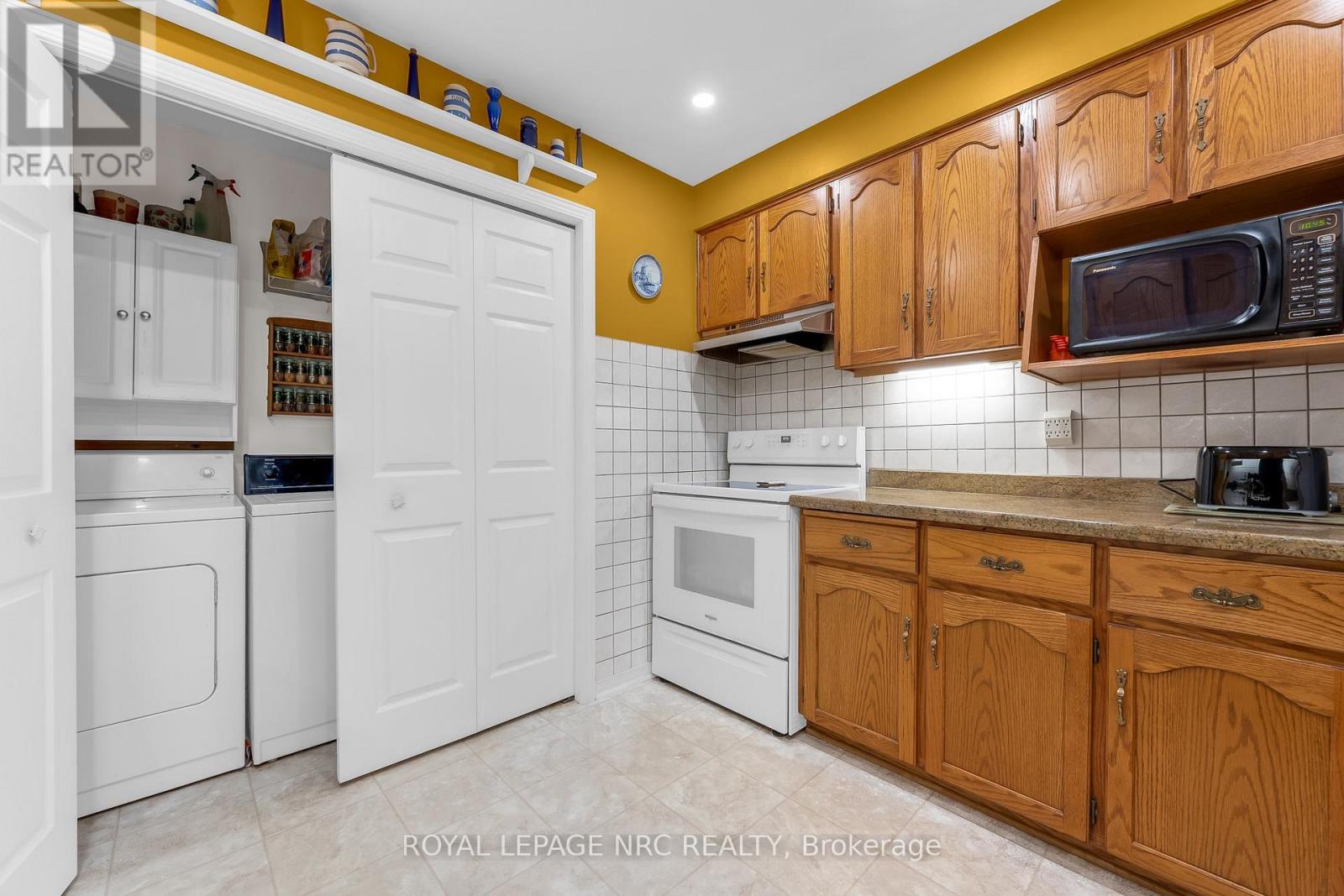 25 Milburn Drive, Pelham, Ontario  L0S 1E4 - Photo 17 - X13563302
