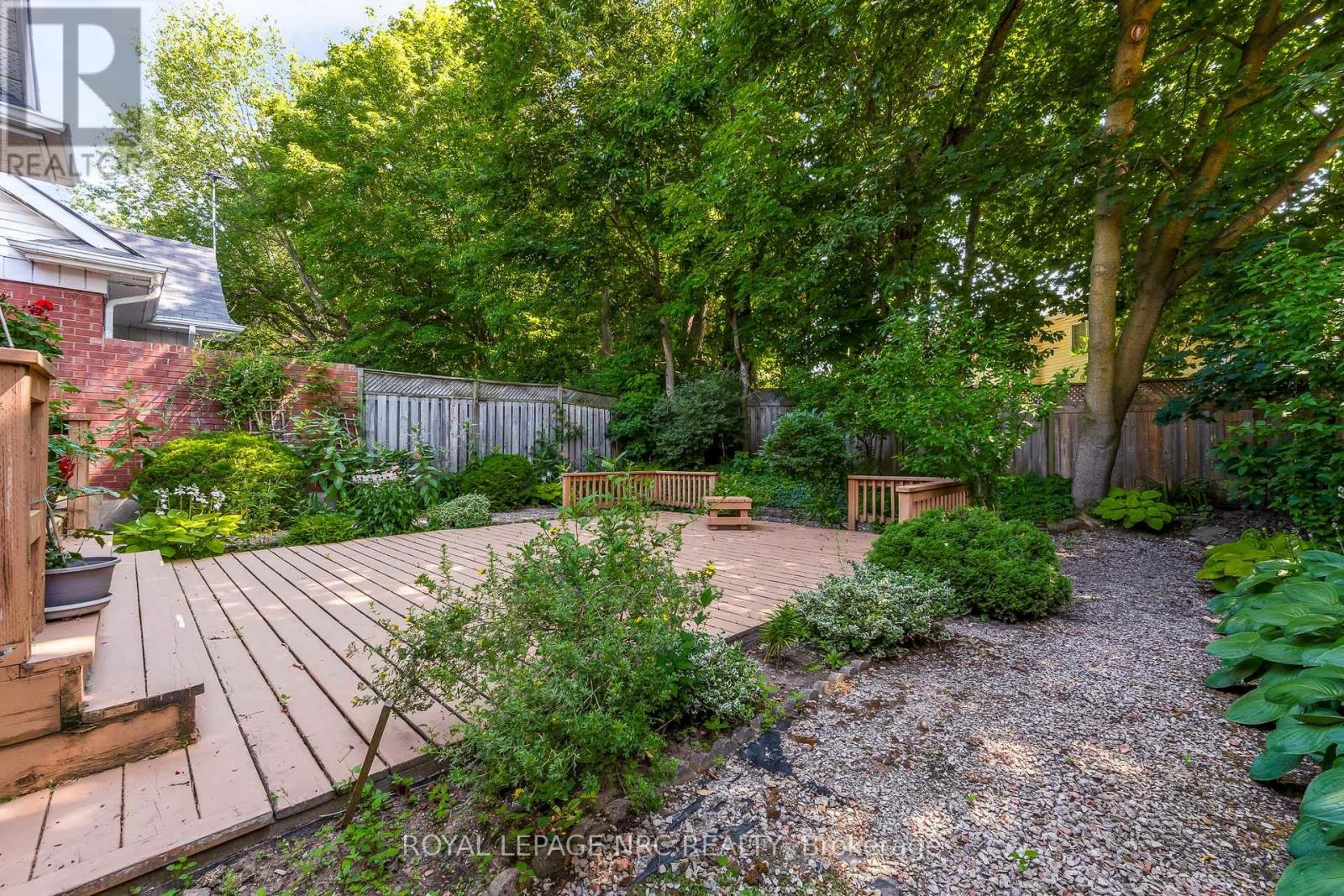 25 Milburn Drive, Pelham, Ontario  L0S 1E4 - Photo 2 - X13563302