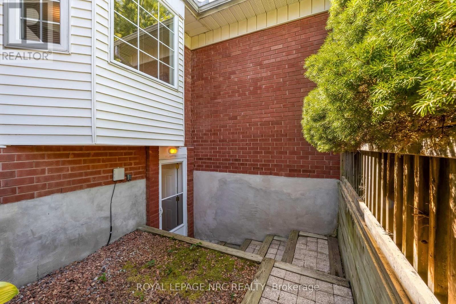 25 Milburn Drive, Pelham, Ontario  L0S 1E4 - Photo 8 - X13563302